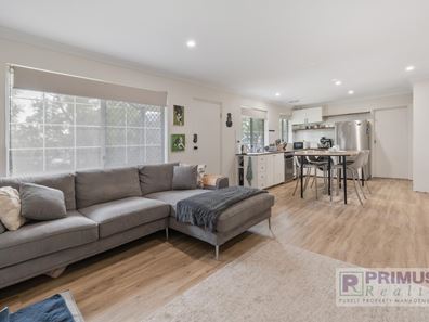 2/3 Thelma Street, Como WA 6152