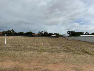 13 Sheoak Close, Woorree WA 6530