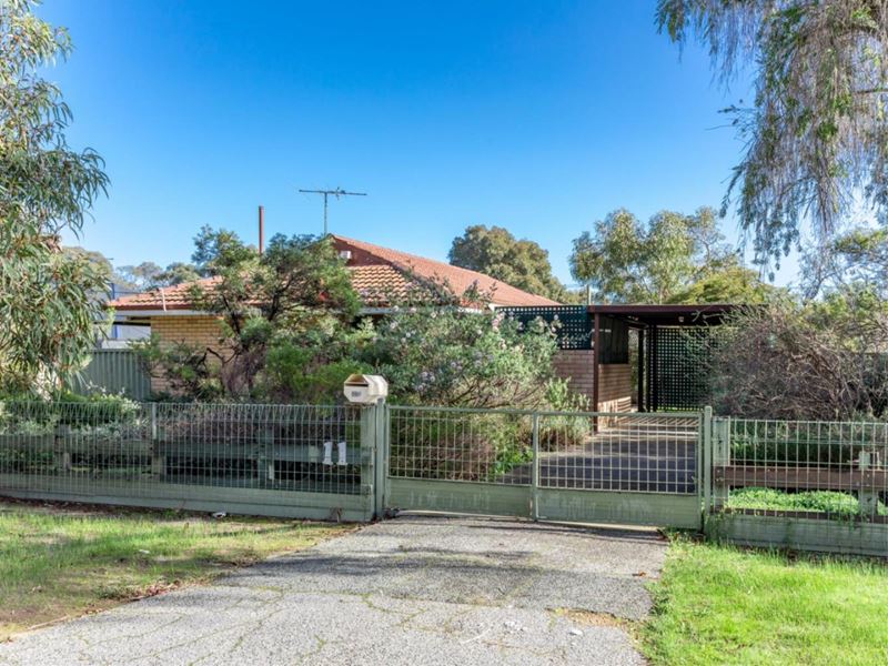 11 Townsend Street, Armadale WA 6112