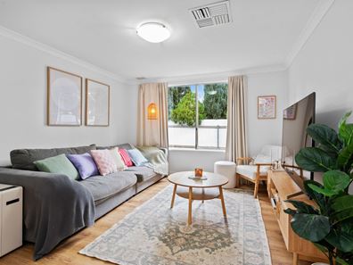 146A Hare Street, Lamington WA 6430
