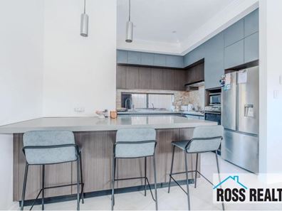 4 Tratton Street, Balga WA 6061