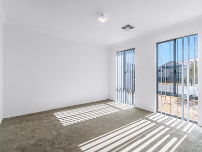 18 Siesta  Way, Madora Bay WA 6210