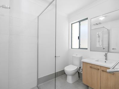 18 Siesta  Way, Madora Bay WA 6210