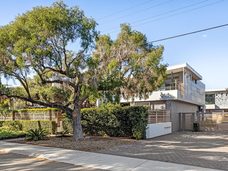 10/16 Kayle Street, North Perth