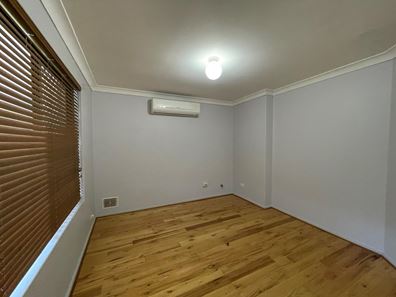 10 wooramel way, Cooloongup WA 6168
