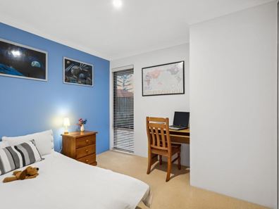 19 Kin Bay Entrance, Mindarie WA 6030
