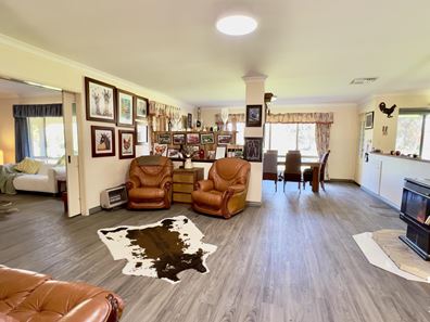 245 Riverdale Road, Cookernup WA 6219