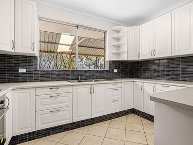 68 Barrington Street, Spearwood WA 6163