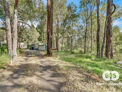 6 Moore Road, Wilga WA 6243