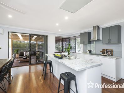 42 Glenfield Road, Kingsley WA 6026