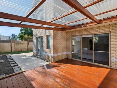 2/54 Hubble Street, East Fremantle WA 6158