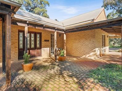 205 Wandoo Drive, Baldivis WA 6171