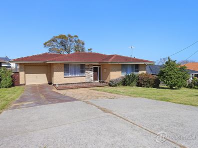 121 Phoenix Road, Spearwood WA 6163