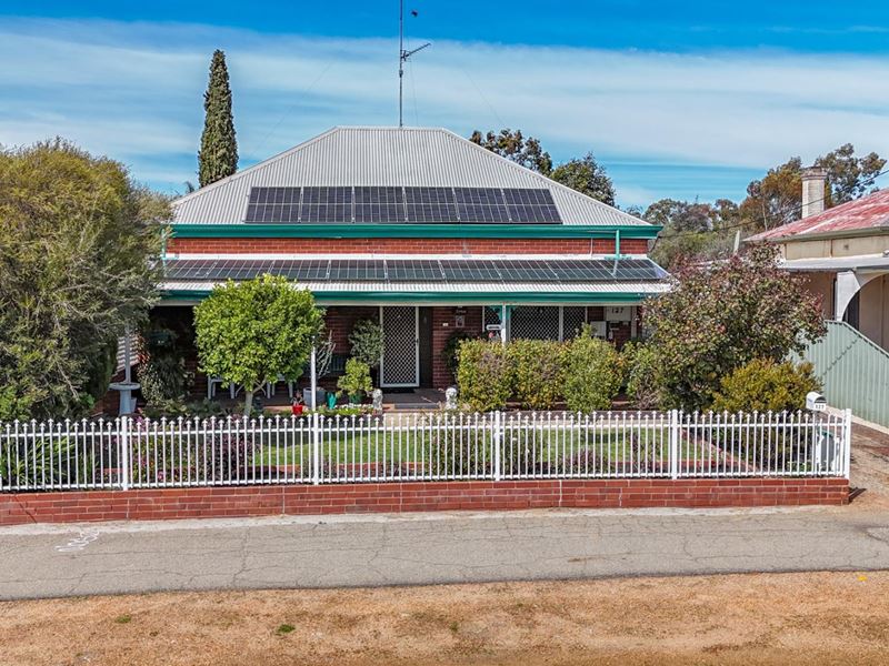 127 Duke Street East, Northam WA 6401