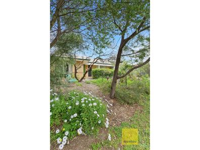 112 Waterhall Road, South Guildford WA 6055