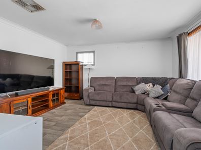 8 Sewell Drive, South Kalgoorlie WA 6430