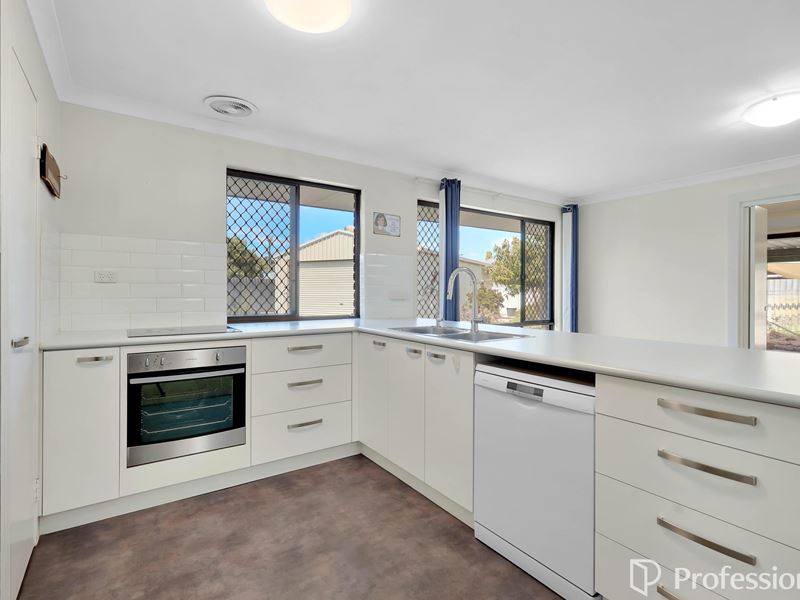 26 Florey Place, Huntingdale WA 6110