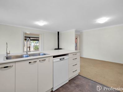 26 Florey Place, Huntingdale WA 6110
