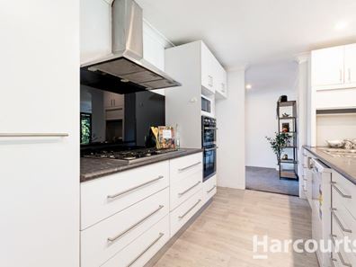 38 Bellanger Drive, Beldon WA 6027