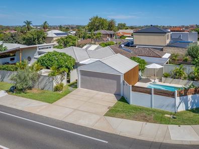 102 Poincaire Street, Stirling WA 6021