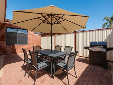 1/5 Barker Street, Bedford WA 6052