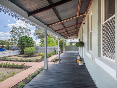23 Duke Street East, Northam WA 6401