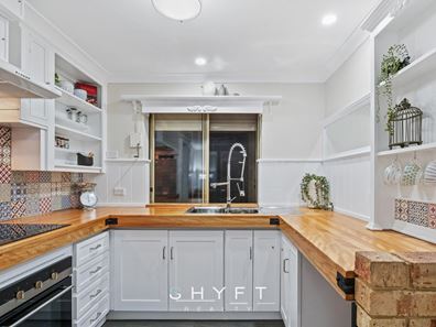 16A Rockett Vale, Padbury WA 6025