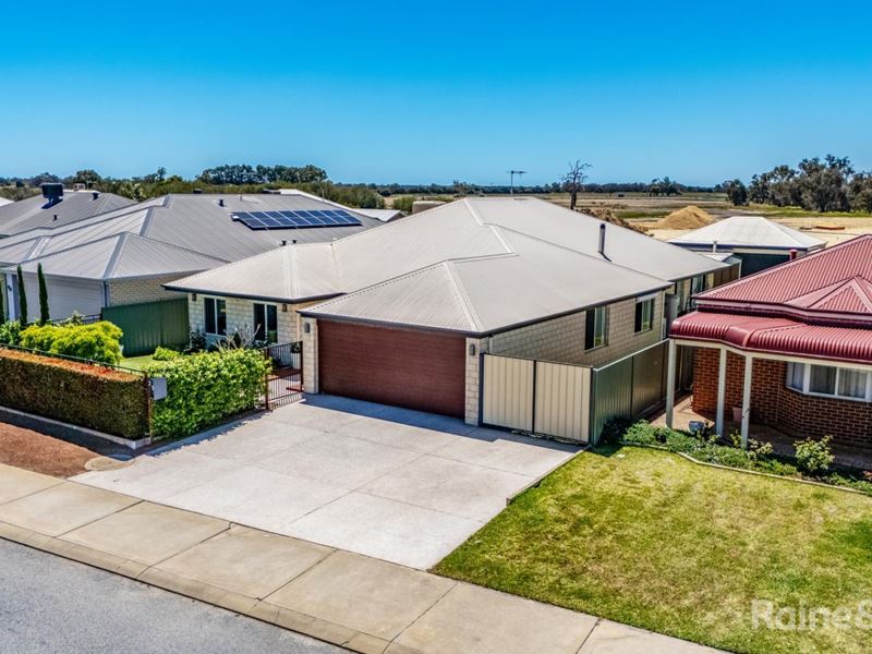 25 Jolly Rambler Boulevard, Ravenswood