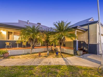 7 Warup Street, Mandurah WA 6210