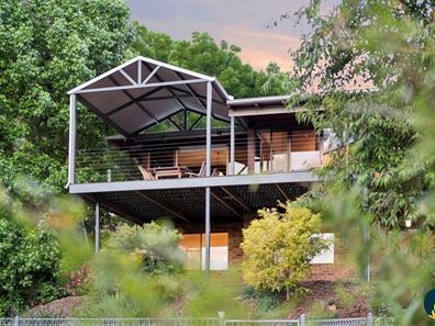 204 Peet Road, Roleystone WA 6111