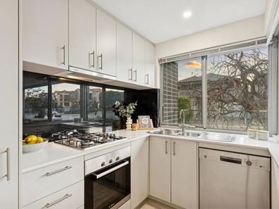 4/106 Hodgson Street, Tuart Hill WA 6060