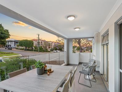 4/106 Hodgson Street, Tuart Hill WA 6060
