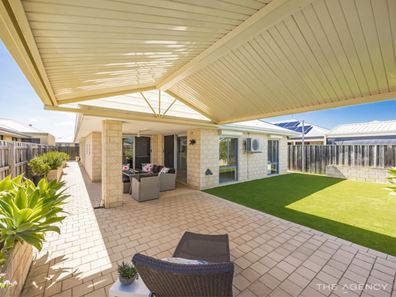 14 Evesham Drive, Ellenbrook WA 6069