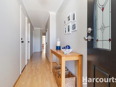35 Riverlinks Drive, Clarkson WA 6030