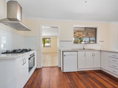 21 Killarney Street, Lamington WA 6430
