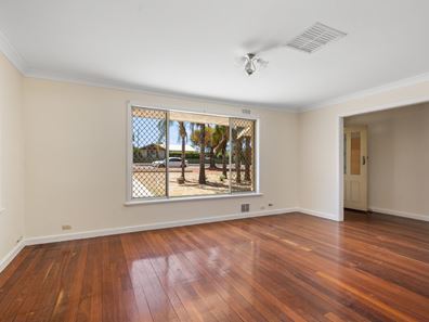 21 Killarney Street, Lamington WA 6430