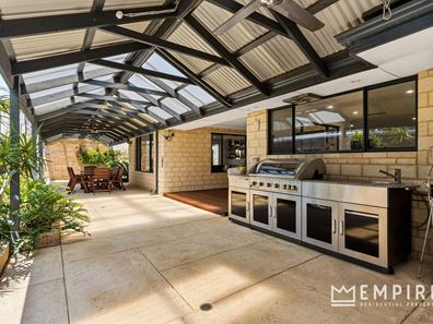 5 Bundegi Grove, Yangebup WA 6164