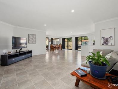 4 Fontana Court, Greenfields WA 6210