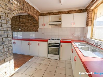 4/8 Healy Street, Port Denison WA 6525