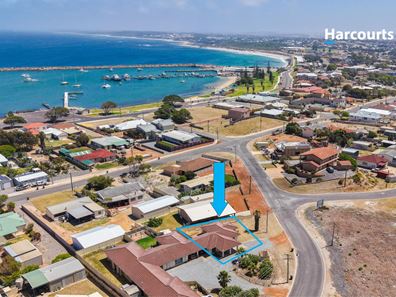 4/8 Healy Street, Port Denison WA 6525