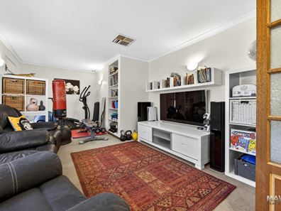 2 Waterside Pass, Byford WA 6122