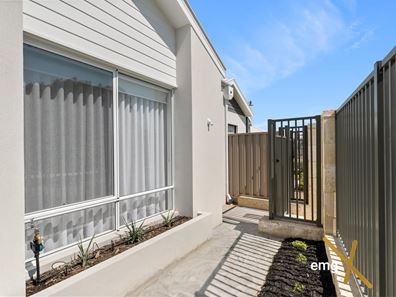 12 BRILLIANT BLVD,, Mandogalup WA 6167