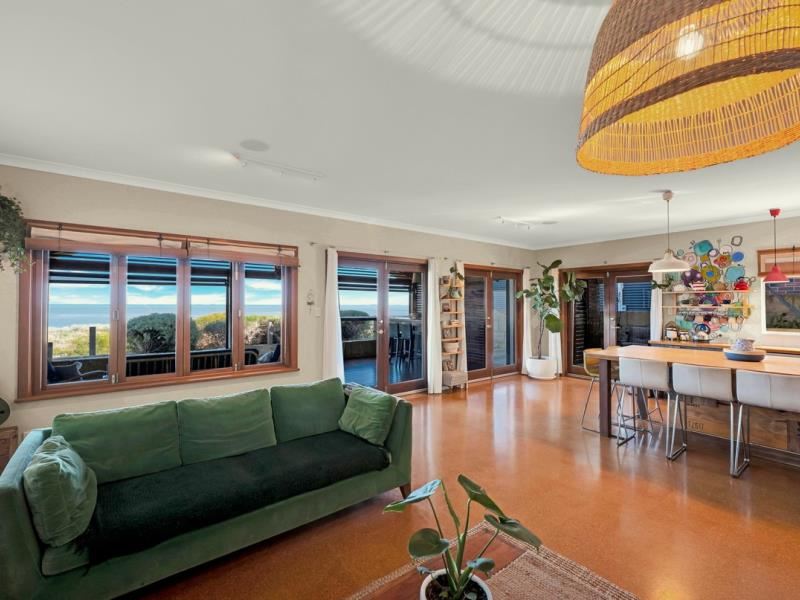 3A CROWTHERTON STREET, Bluff Point