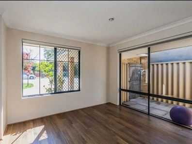 97 Chapman Road, Bentley WA 6102
