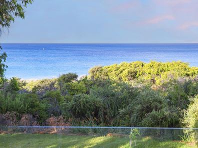4/42 Bunker Bay Road, Naturaliste WA 6281