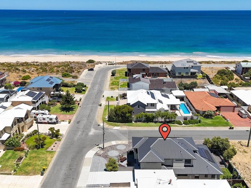 1/4 Acheron Road, San Remo