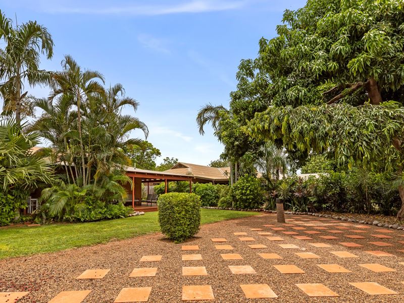 12 De Marchi Road, Cable Beach