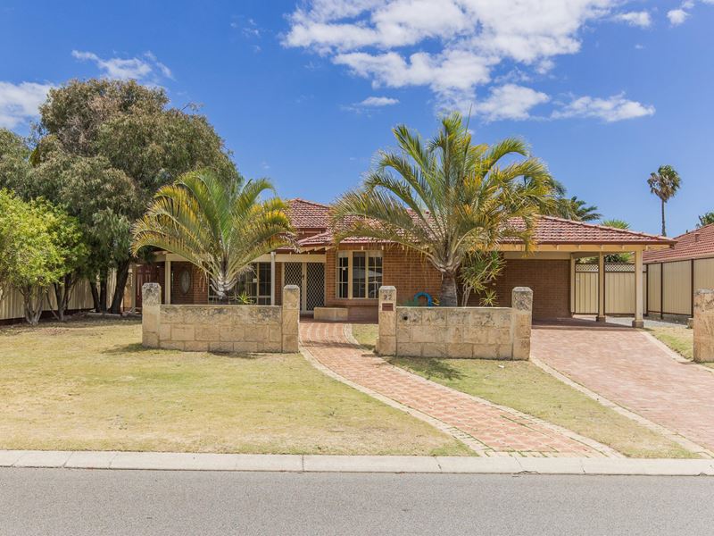 22 Cuthbertson  Drive, Cooloongup