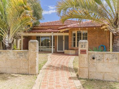 22 Cuthbertson  Drive, Cooloongup WA 6168