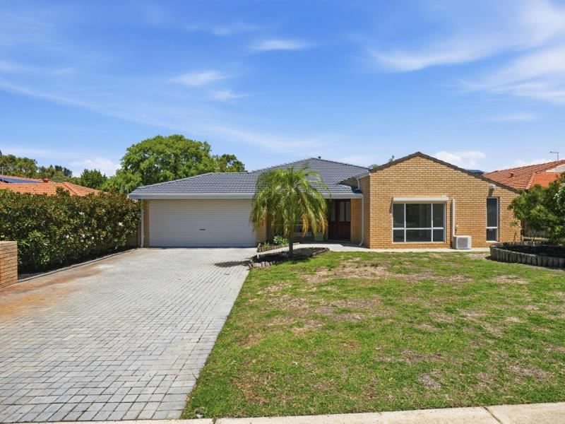 42 Crossland Way, Kardinya